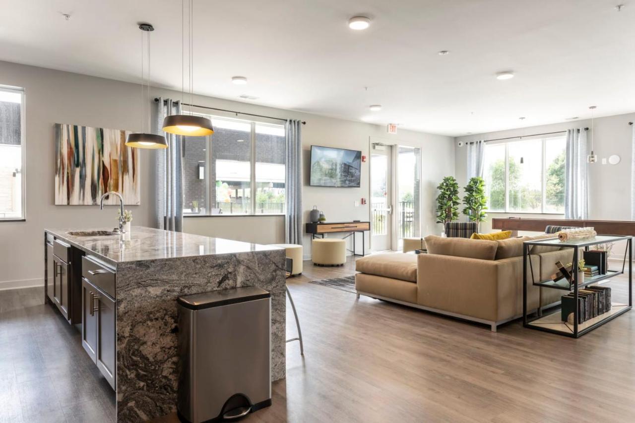 Modern Dwntwn 1 Bdrm Apt Pool Gym Free Parking Indianapolis Buitenkant foto