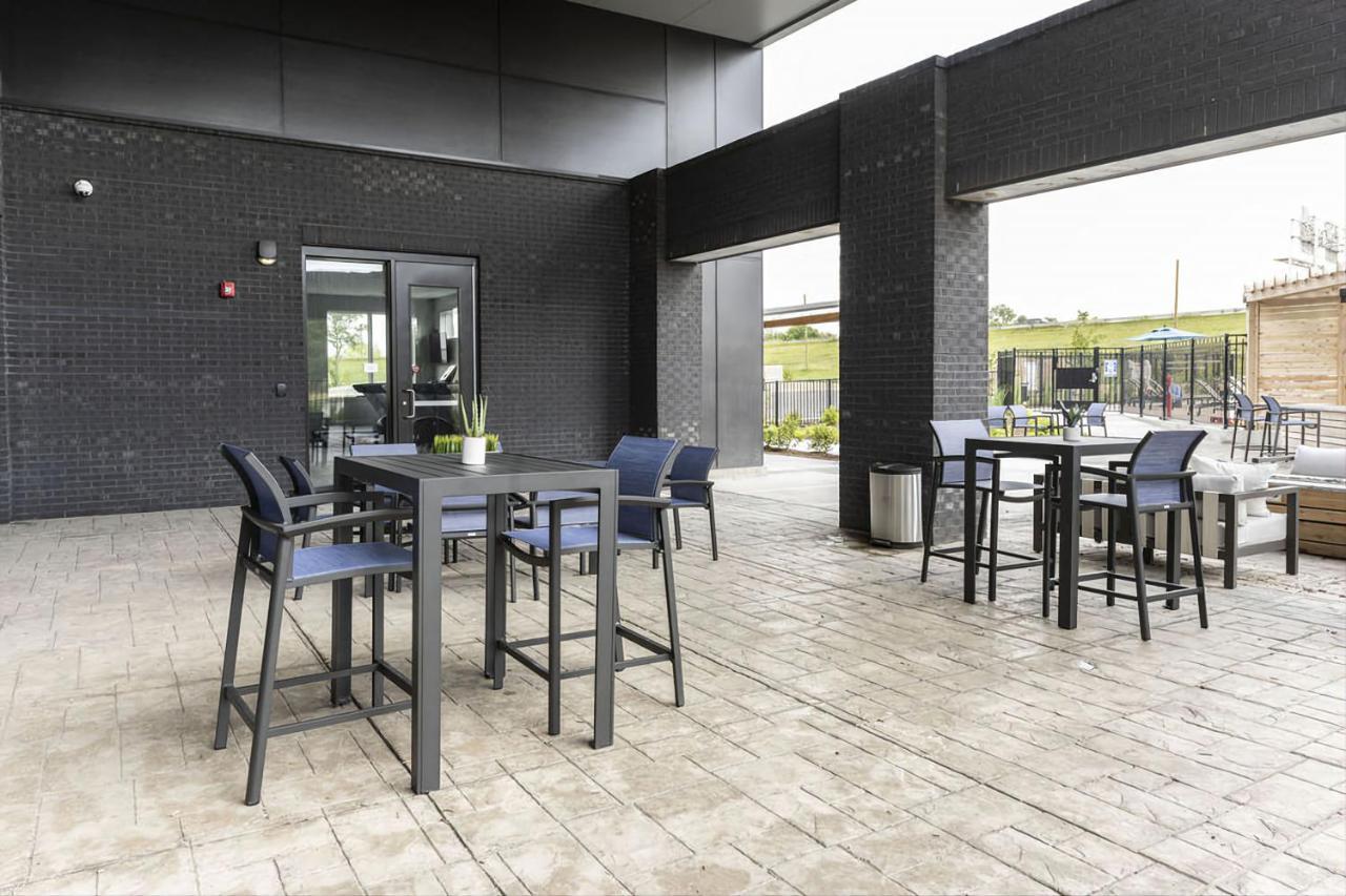 Modern Dwntwn 1 Bdrm Apt Pool Gym Free Parking Indianapolis Buitenkant foto