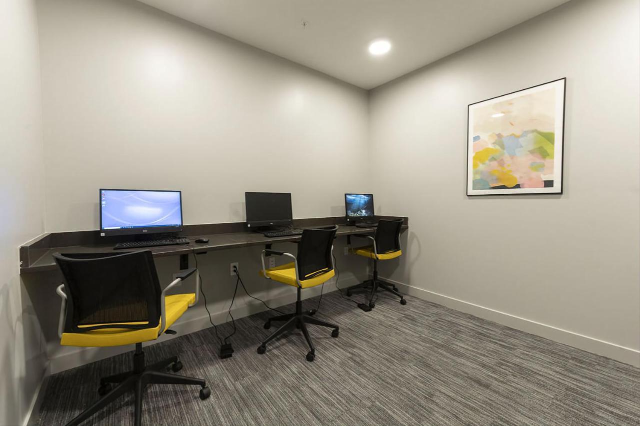 Modern Dwntwn 1 Bdrm Apt Pool Gym Free Parking Indianapolis Buitenkant foto